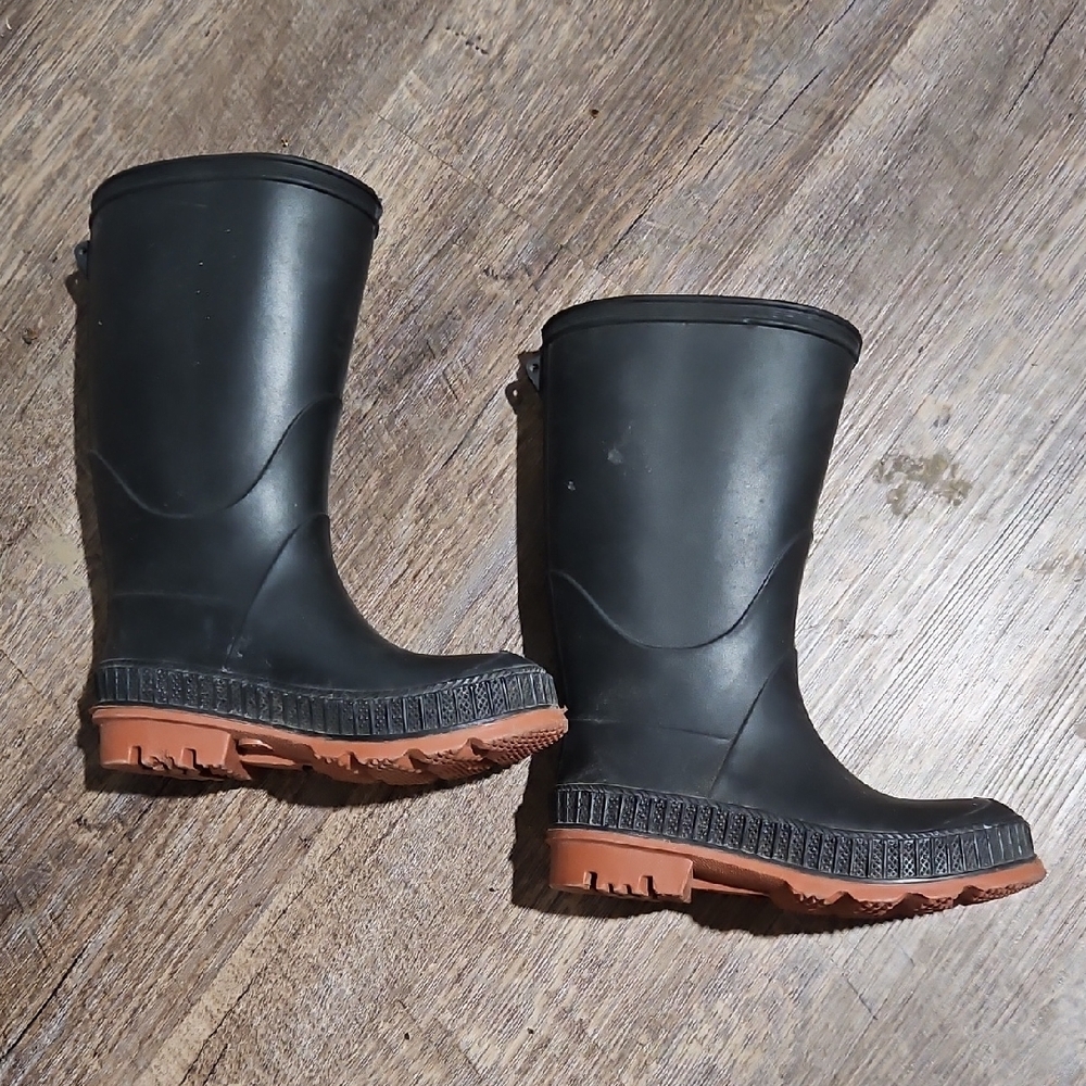 4/$25 Black Rubber Rain Boots